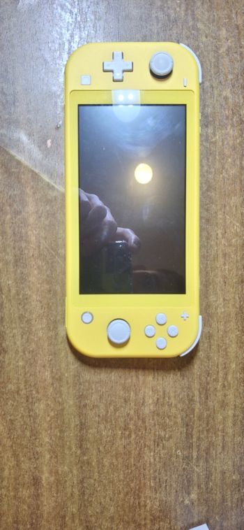 Nintendo Switch Lite, Yellow, 32GB