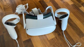 Meta Quest 2 / Oculus Quest 2