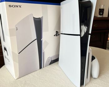 Apynaujis! Sony Playstation 5 Slim Disc 825GB, Garantija 5 mėn.