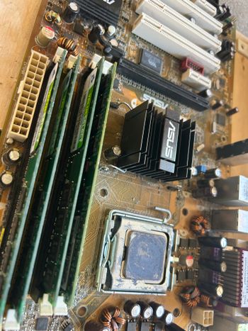 Buy Asus P5L + Intel Core + RAM + BOX Cooler