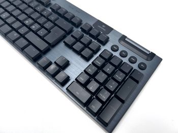Logitech G915 Wireless (Tactile) RGB Mechaninė Gaming Klaviatūra