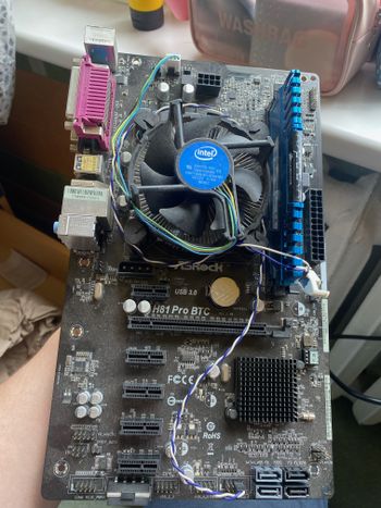 ASRock H81 Pro BTC Intel H81 ATX DDR3 LGA1150 1 x PCI-E x16 Slots Motherboard