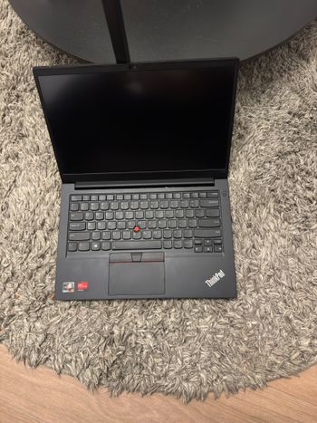 Lenovo Thinkpad E14 AMD Ryzen 5 4500U AMD Radeon RX Vega 7 (Renoir) / 16GB DDR4 / 256GB NVME / 45 Wh / Wi-Fi 6 AX200 / Black