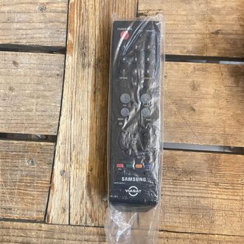 SAMSUNG DSB-B560N + Pultas Viasat Palydovine deze ziureti rusiska televizija for sale