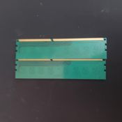 Crucial 4 GB (1 x 4 GB) DDR3-1600 Black / Green PC RAM