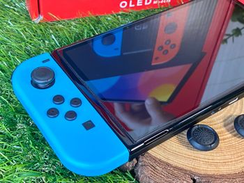 Redeem *GARANTIA* Nintendo Switch OLED