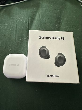 Samsung Galaxy Buds FE
