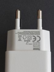 Trossm 5V/2A pakrovėjas + USB-C laidas