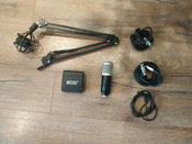 XLR kondensatorinis mikrofono komplektas