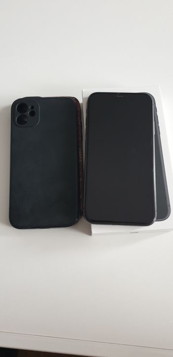 Apple iPhone 11 64GB Black