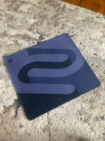 pelės kilmelis (mousepad), zowie