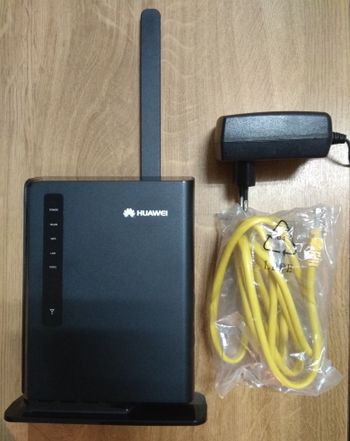 Router Huawei CPE 4G E5172 (soporta tarjeta SIM)