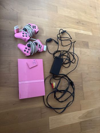 PLAYSTATION Slim 2 Pink Edition