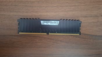 Corsair vengeance LPX ddr4 16gb (1x16) 2666mhz Black RAM