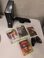 xbox 360 s su žaidimais ir kinect