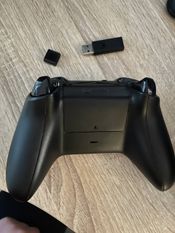 Xbox One wireless controller + USB wireless adapter dongle