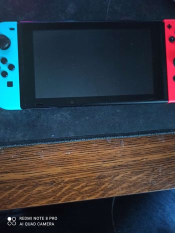Nintendo Switch, Blue & Red, 32GB