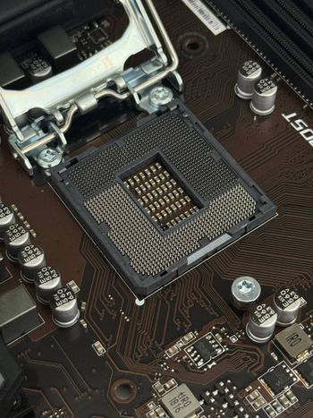 MSI Z370-A PRO Intel Z370 ATX DDR4 LGA1151 2 x PCI-E x16 Slots Motherboard