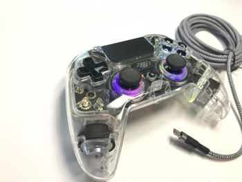 Deltaco Gaming GAM-169-T Transparent Wireless Controller PS4, PC, Android, iOS