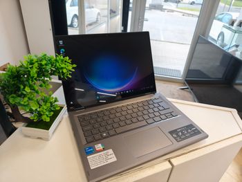 Acer Aspire 5 Spin 14 touchscreen Intel I5-1335u 16gb RAM 360 laipsnių