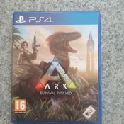 ARK: Survival Evolved PlayStation 4