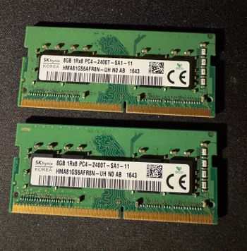 SK hynix 8 GB (2x 8 GB) DDR4-2400 Green / Black PC RAM