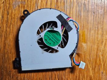 ASUS ADDA AB05105HX69DB00 ventiliatorius