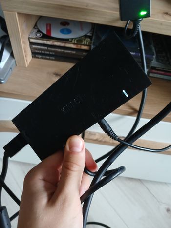 Xbox one s 1T +kinect kamera ir žaidimas