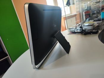 Hp All in one 22"touchscreen/naujas SSD
