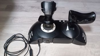 Thrustmaster T.Flight Hotas One