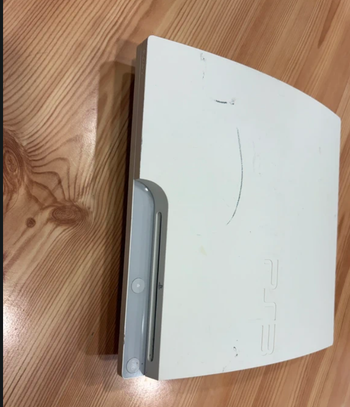 PS3 baltas white dalims