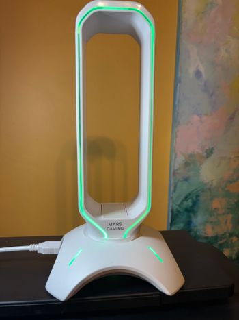 Mars Gaming ausinių stovas