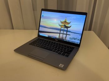 Pirkti Apple MacBook Pro 13 (2017) i5-7360U / 16GB DDR3