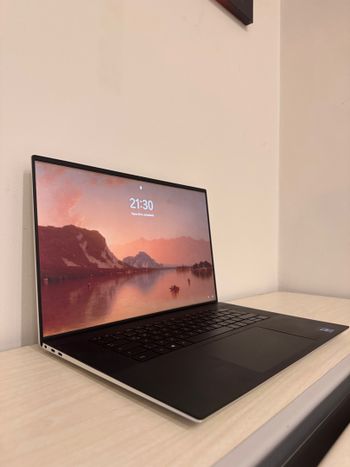 DELL XPS 17 9710, RTX 3060, i7-11800H