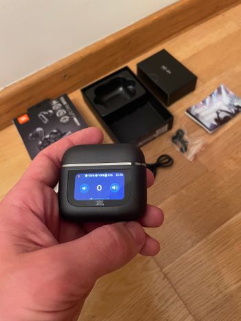 JBL Tour pro 2 black ausines