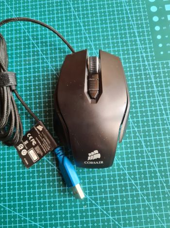 Corsair Vengeance M65 gaming / žaidimų pelė