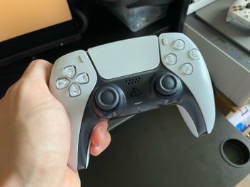 Sony Playstation 5 Dualsense White Controller / Pultelis 