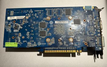 Gigabyte GeForce GTS 450 1 GB 830 Mhz PCIe x16 GPU
