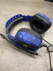 Trust GXT 488 Forze-G ps4 ausines. 