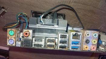 Get ASRock X58 Extreme 3 Intel X58 ATX DDR3 LGA1366 3 x PCI-E x16 Slots Motherboard