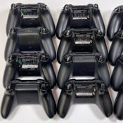 Get 12x Microsoft Xbox Wireless Controllers for Xbox One/Series X/S/PC - FOR PARTS