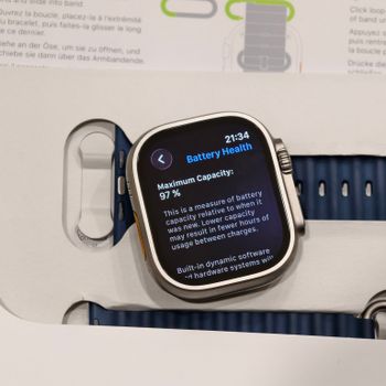 Apple Watch Ultra 2 GPS + Cellular 49mm
