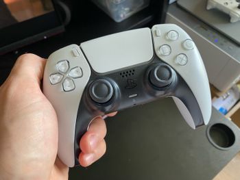 Sony Playstation 5 Dualsense White Controller / Pultelis 