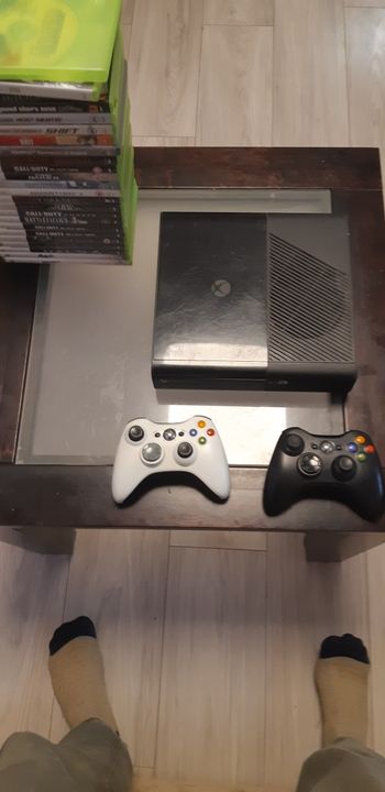 Xbox 360 E, Black, 500GB