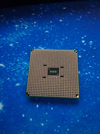 AMD Athlon II X4 631 2.6 GHz FM1 Quad-Core CPU