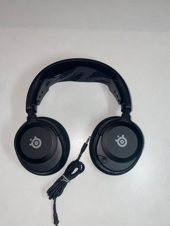 Steelseries Arctis Nova 1