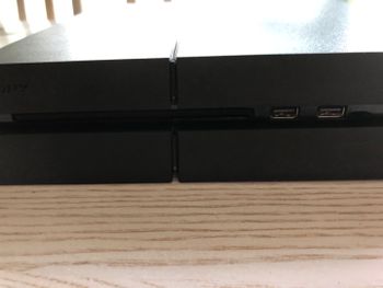 Get Playstation 4 500GB + 2 pultai