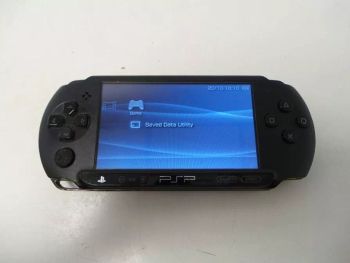 PSP Street (E1000), Black