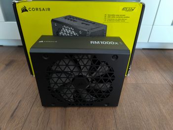 Corsair RM1000x Shift ATX 3.0 