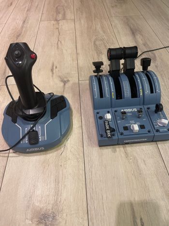 Thurstmaster officer pack airbus edition su quadrant add on 